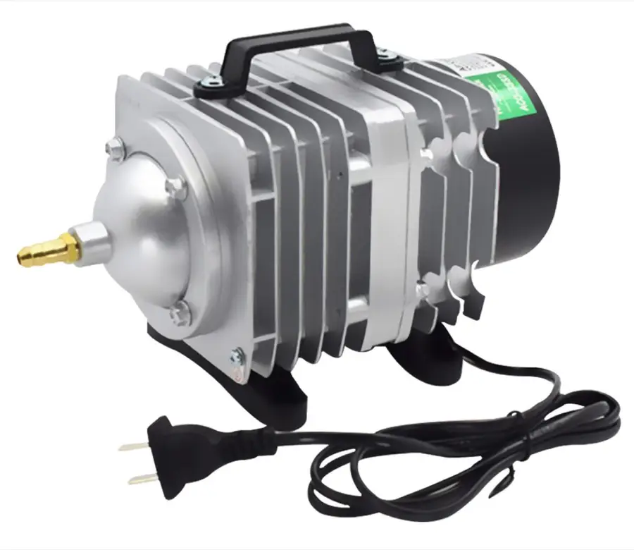 Aquaculture air pump used to improve oxygen supply in fish farming systems